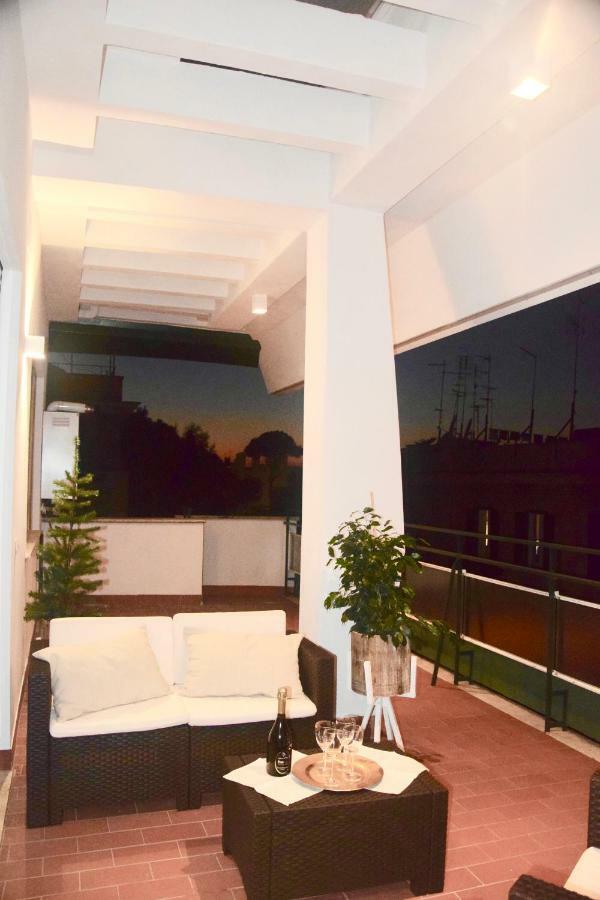 Terrazza San Giovanni apartment Roma Esterno foto